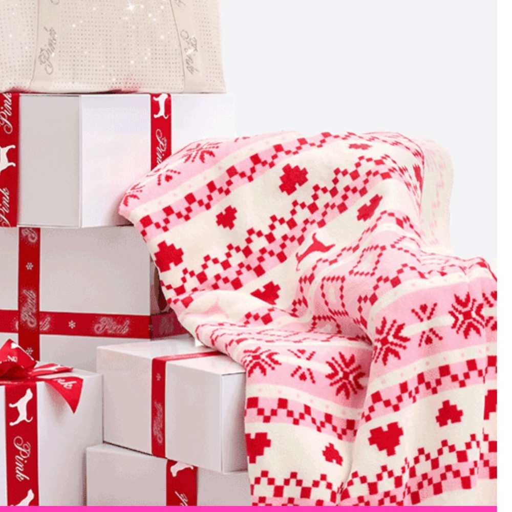 Victoria's Secret Pink Tote Bag with Cozy Blanket - Picture 8 of 9